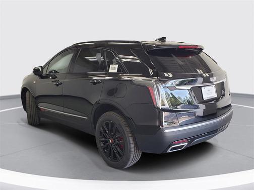 2025 Cadillac XT5 Sport