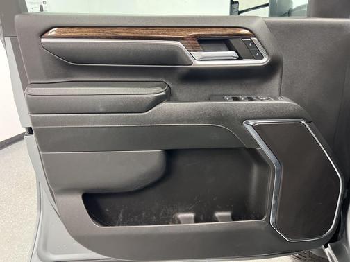 2024 GMC Sierra 2500 SLE