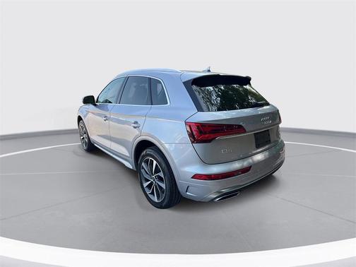 2024 Audi Q5 45 S line Premium Plus