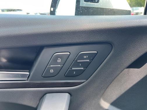 2024 Audi Q5 45 S line Premium Plus