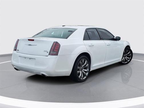 2014 Chrysler 300 S