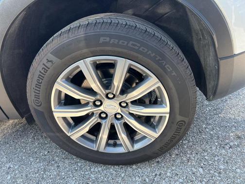 2023 Cadillac XT4 Sport