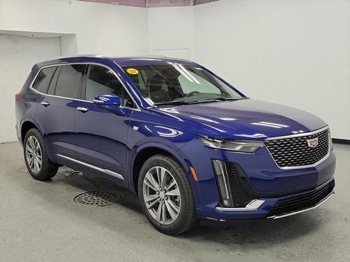 2025 Cadillac XT6 Premium Luxury AWD
