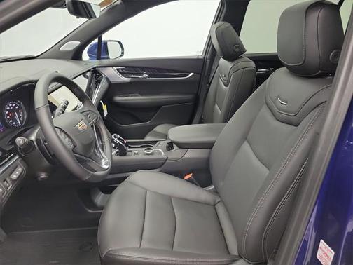 2025 Cadillac XT6 Premium Luxury AWD