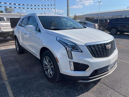 2023 Cadillac XT5 Premium Luxury