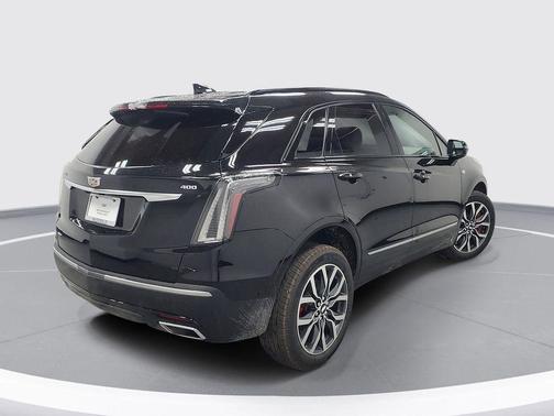 2025 Cadillac XT5 Sport