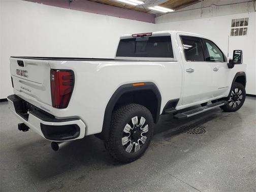 2026 GMC Sierra 2500 Denali