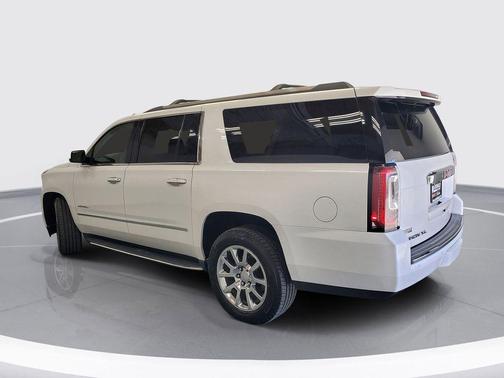 White Frost Tricoat 2016 GMC Yukon XL Denali