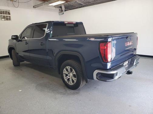 Pacific Blue Metallic 2020 GMC Sierra 1500 SLE