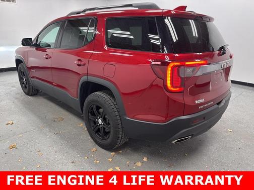 2023 GMC Acadia AWD AT4