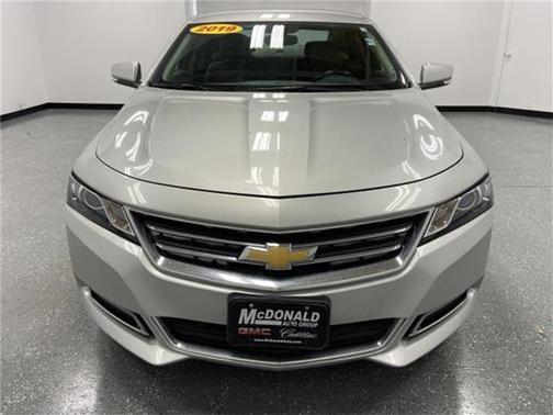 Photo 2 of 38 of 2019 Chevrolet Impala 1LT