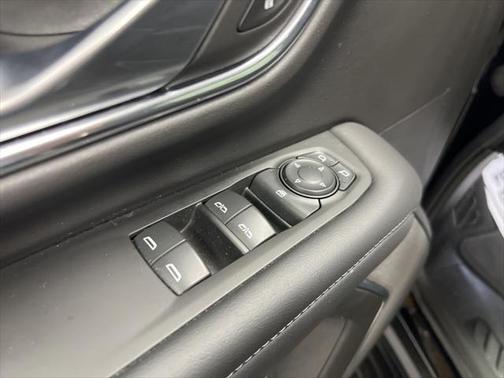2022 GMC Yukon XL SLE