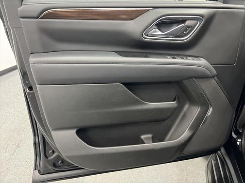2022 GMC Yukon XL SLE