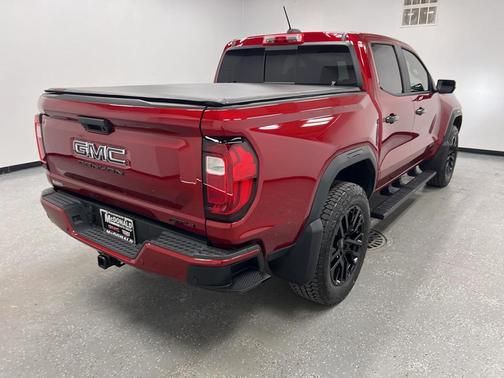 2024 GMC Canyon Base