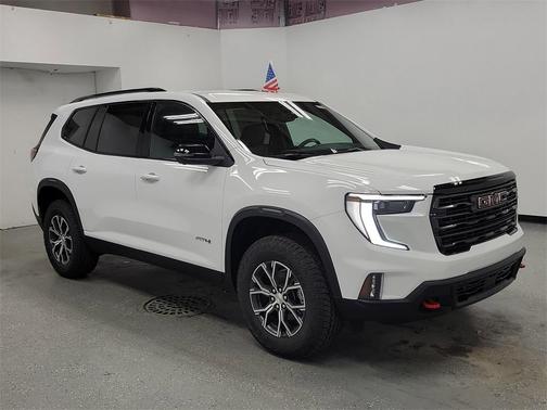 2025 GMC Acadia AWD AT4