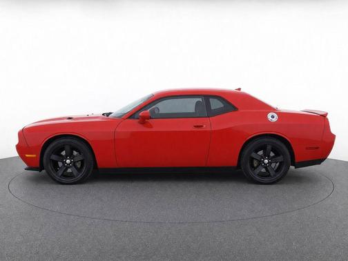 Torred 2014 Dodge Challenger SXT