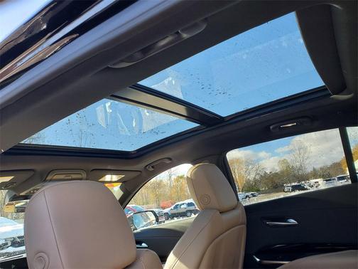 2024 Cadillac XT4 Luxury