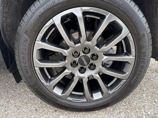 Ebony Twilight Metallic 2023 GMC Acadia Denali