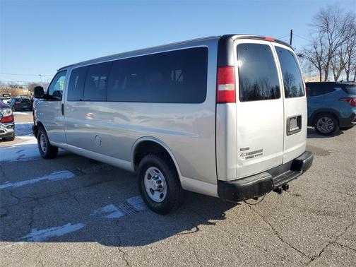 2011 Chevrolet Express 3500 LS