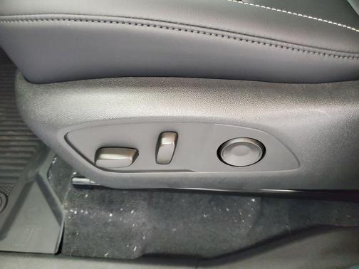 2026 GMC Acadia FWD Elevation