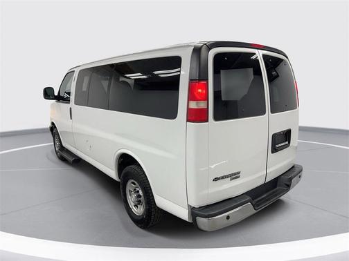 2016 Chevrolet Express 2500 LT