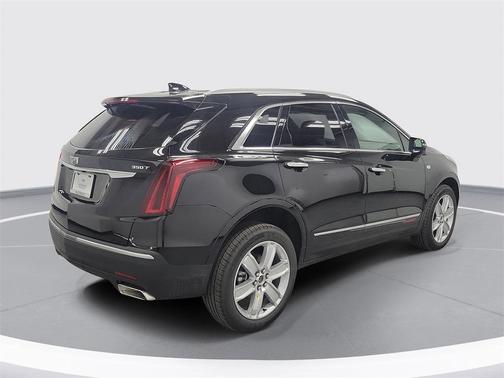 2025 Cadillac XT5 Luxury