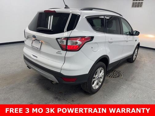 Oxford White 2018 Ford Escape SE
