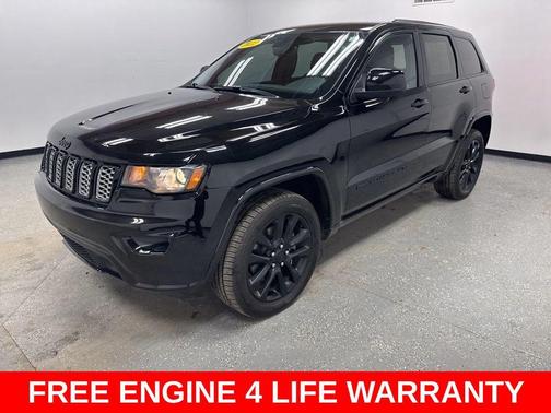 2022 Jeep Grand Cherokee Laredo