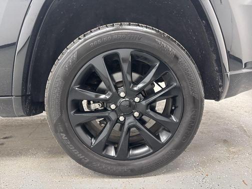 2022 Jeep Grand Cherokee Laredo