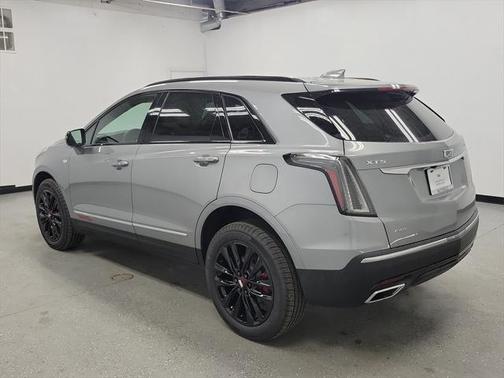 2025 Cadillac XT5 Sport