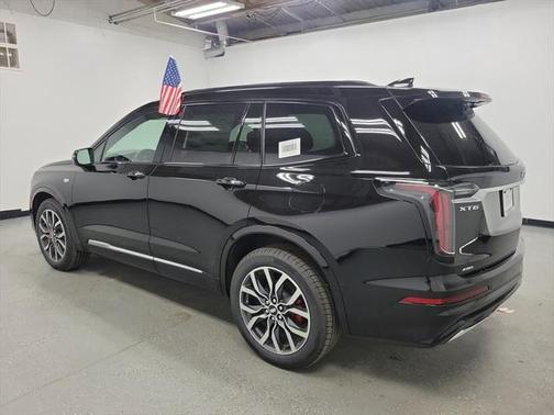 2025 Cadillac XT6 Sport AWD