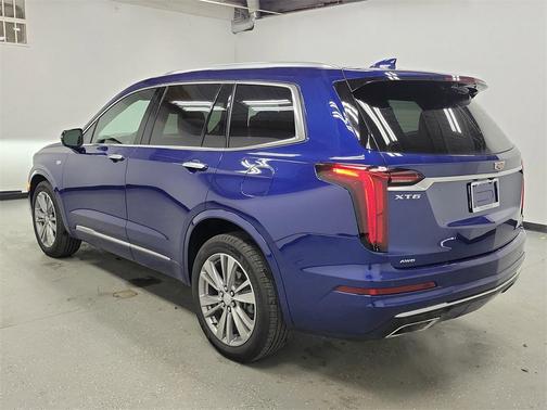 2023 Cadillac XT6 Premium Luxury AWD