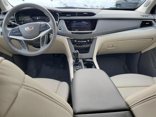 2023 Cadillac XT5 Premium Luxury