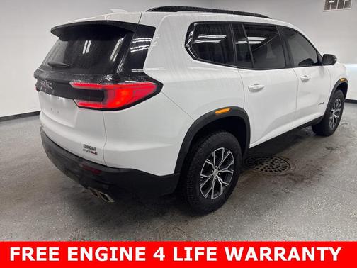 2024 GMC Acadia AWD AT4