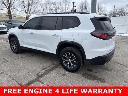 2024 GMC Acadia AWD AT4