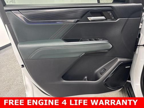 2024 GMC Acadia AWD AT4