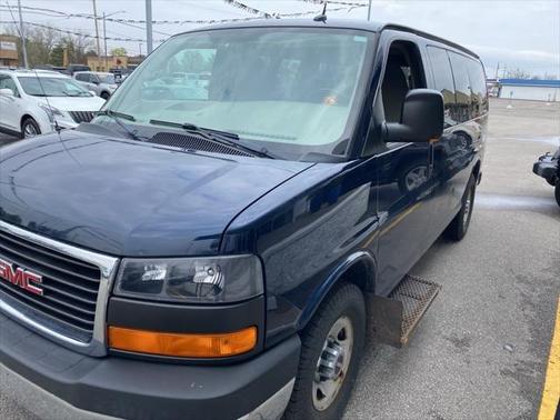 2011 GMC Savana 2500 LT