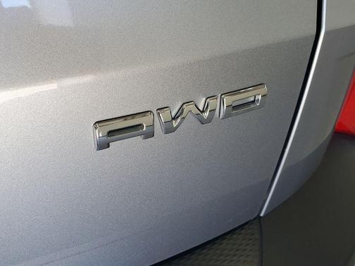 Iconic Silver Metallic 2024 Ford Escape Platinum