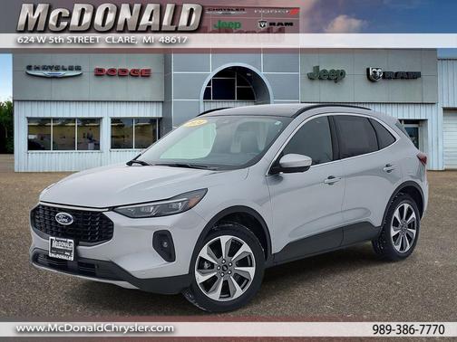 Iconic Silver Metallic 2024 Ford Escape Platinum