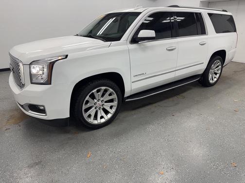 2017 GMC Yukon XL Denali