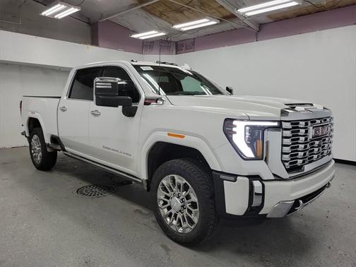 2025 GMC Sierra 2500 Denali