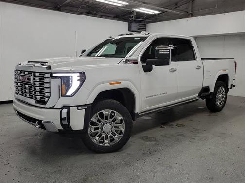 2025 GMC Sierra 2500 Denali