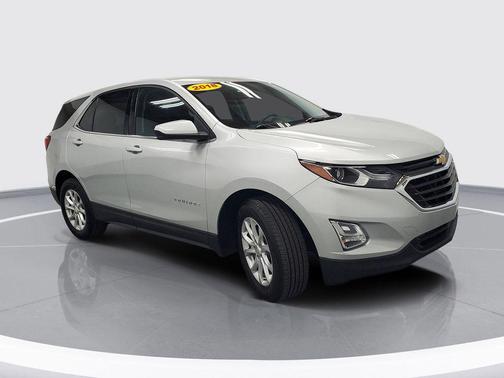 Silver Ice Metallic 2018 Chevrolet Equinox LT