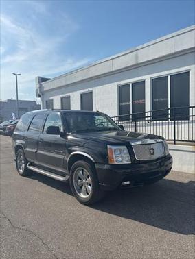 2003 Cadillac Escalade Base