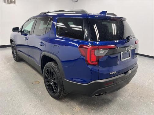 2023 GMC Acadia AWD SLT