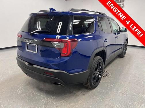 2023 GMC Acadia AWD SLT