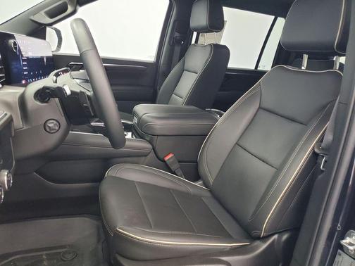 Dark Ash Metallic 2025 Chevrolet Suburban Premier