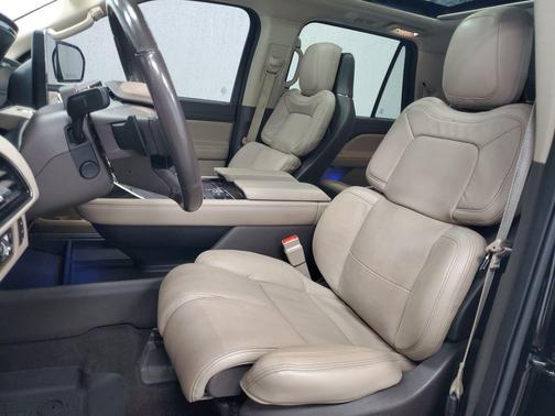 Ocean Drive Blue Metallic Tinted Clearcoat 2022 Lincoln Navigator Reserve