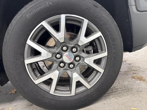 2023 GMC Acadia AWD SLE