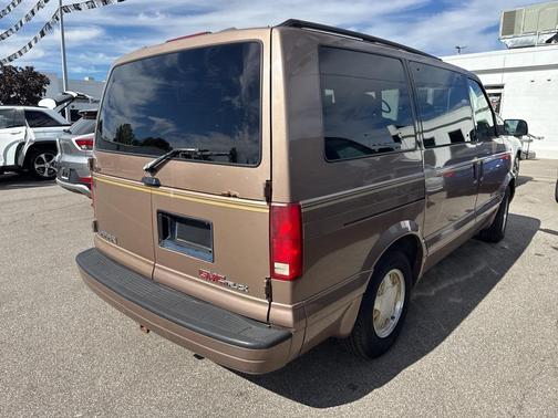 1997 GMC Safari SLX AWD